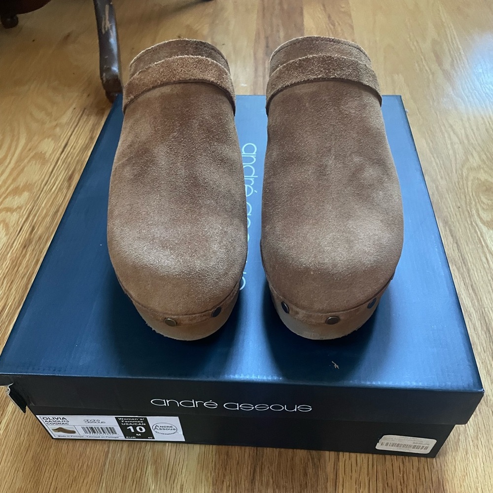 Andre Assous Olivia Clog cognac